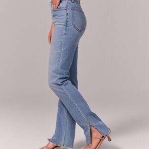 A&F 90’s straight Ultra high rise curve 💙 jeans